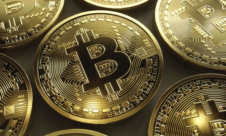 Bitcoin Cold Storage Benefits and Risks