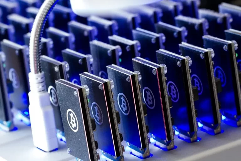 What are the major skills required for being a Bitcoin Miner? 
