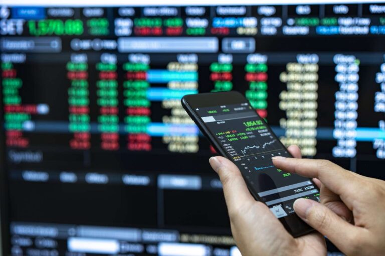 Promoting Your Forex Trading Program on Social Media: Strategies for Success