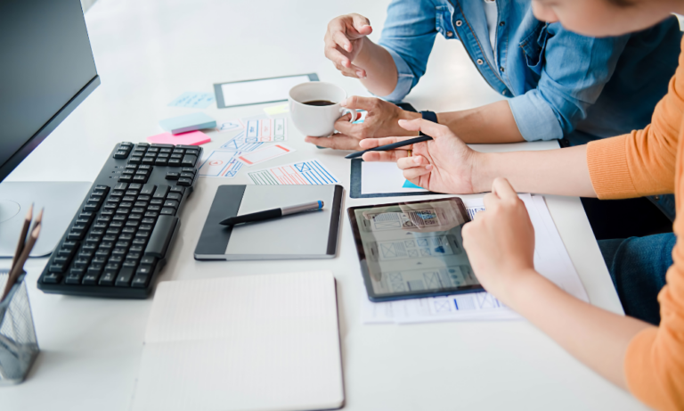10 Critical Things to Know Before You Hire Mobile App Developers in 2025